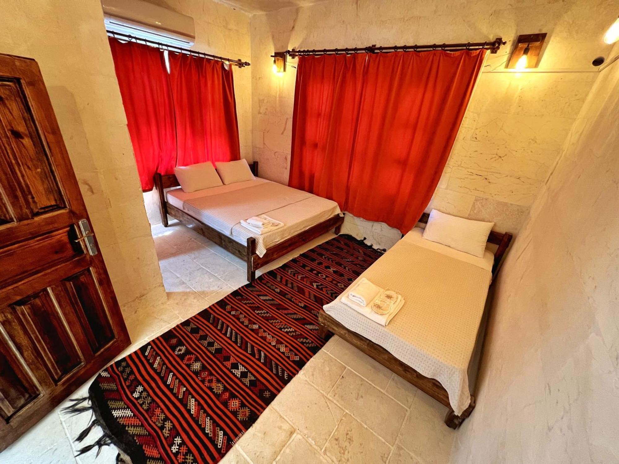 שנליאורפה Taskiran Hotel מראה חיצוני תמונה
